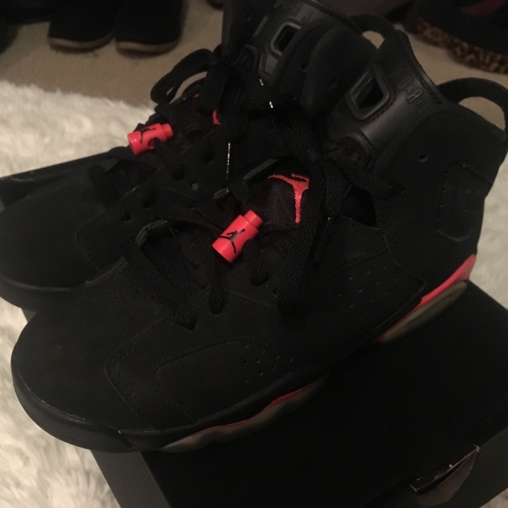 Authentic Air Jordan 6 Retro "Infared" LOW $